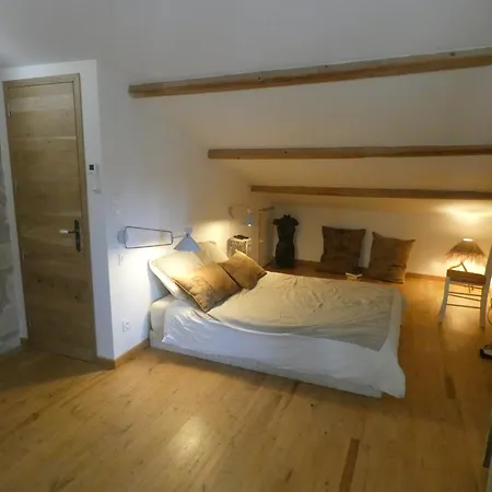 Frühstückspension D'hotes Dans Ancienne Bergerie - La Bergerie Du Monde