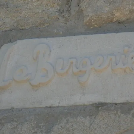 D'hotes Dans Ancienne Bergerie - La Bergerie Du Monde Les Angles (Gard)