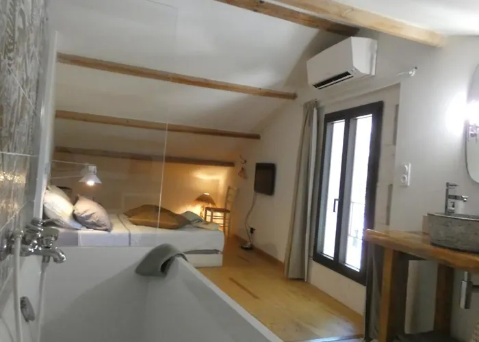 B&B D'hotes Dans Ancienne Bergerie - La Bergerie Du Monde 3*